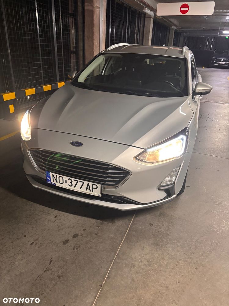 Ford Focus 1.5 EcoBoost Titanium Business - 4