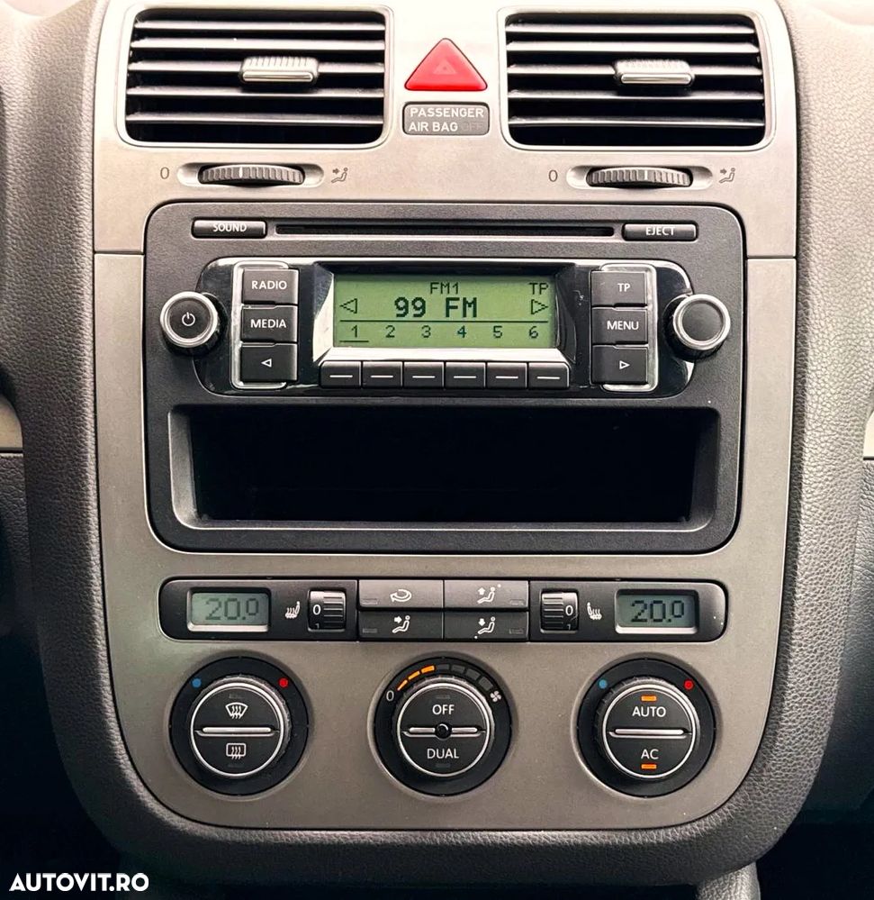 Volkswagen Golf 2.0 TDI DPF 4Motion Highline - 16