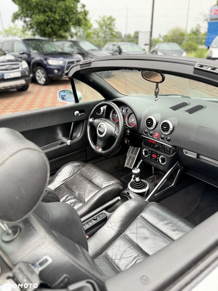 Audi TT Roadster - 7