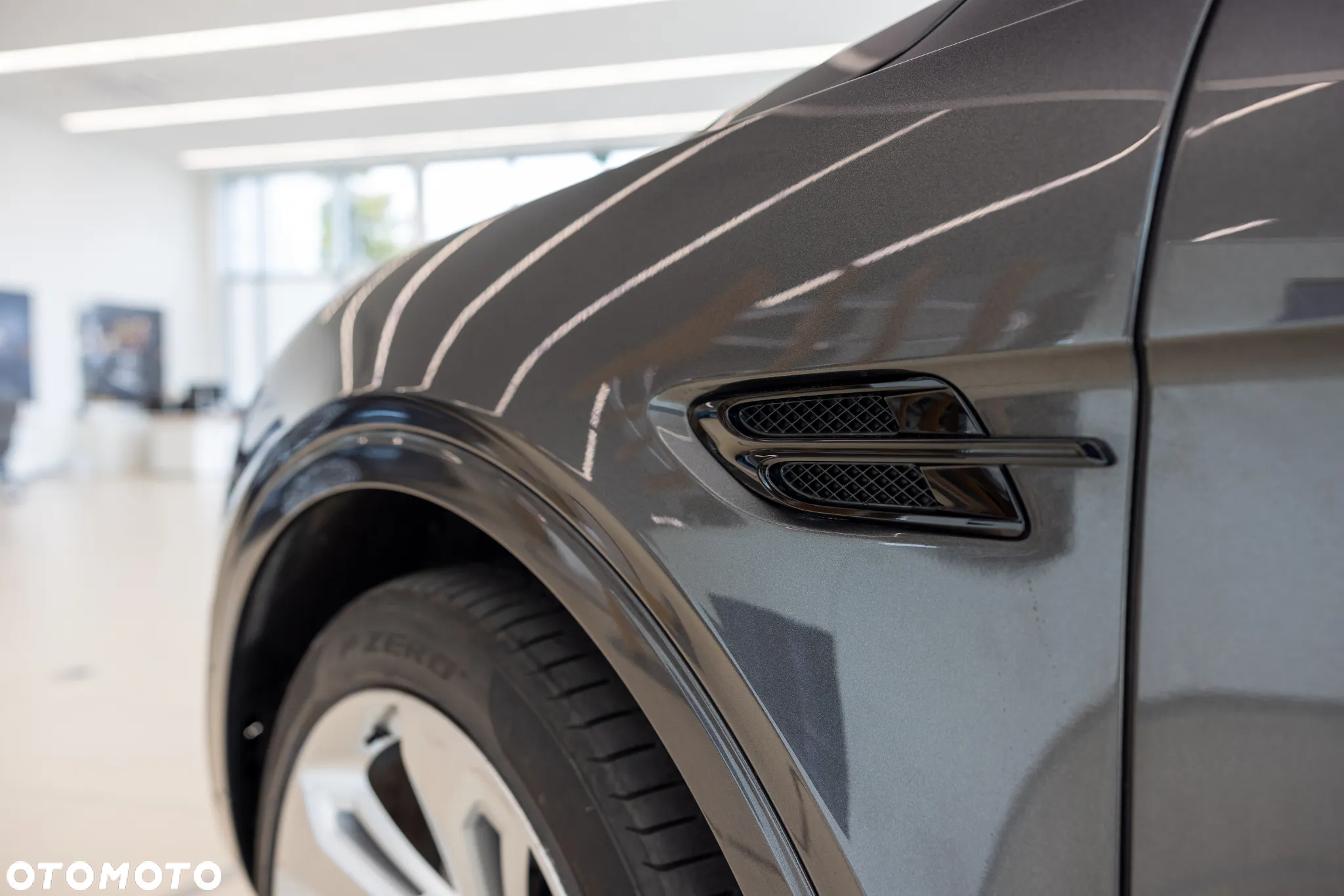 Bentley Bentayga W12 - 10