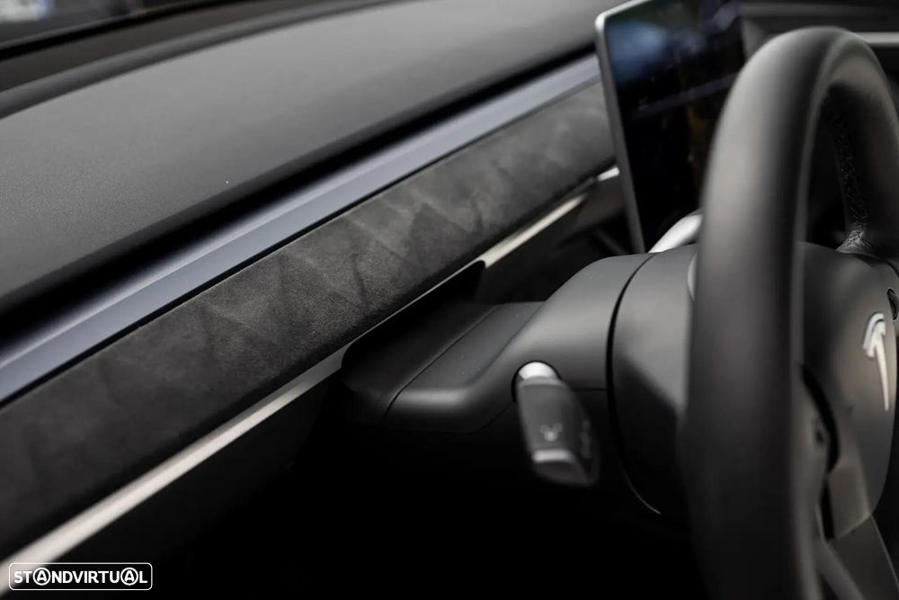 Tesla Model Y Long Range Tração Integral - 13
