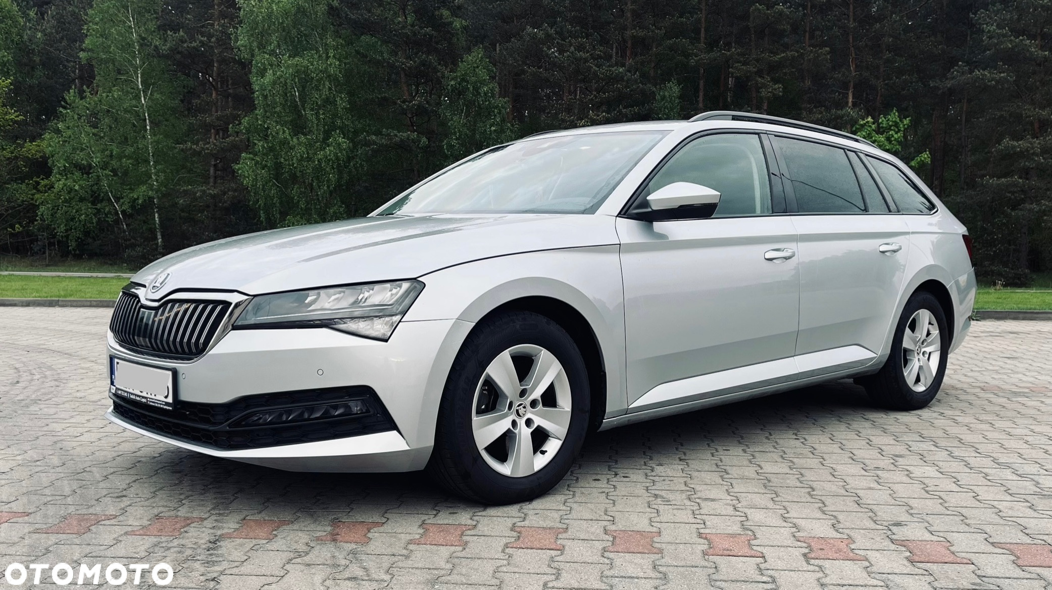 Skoda Superb 2.0 TDI Ambition DSG - 8
