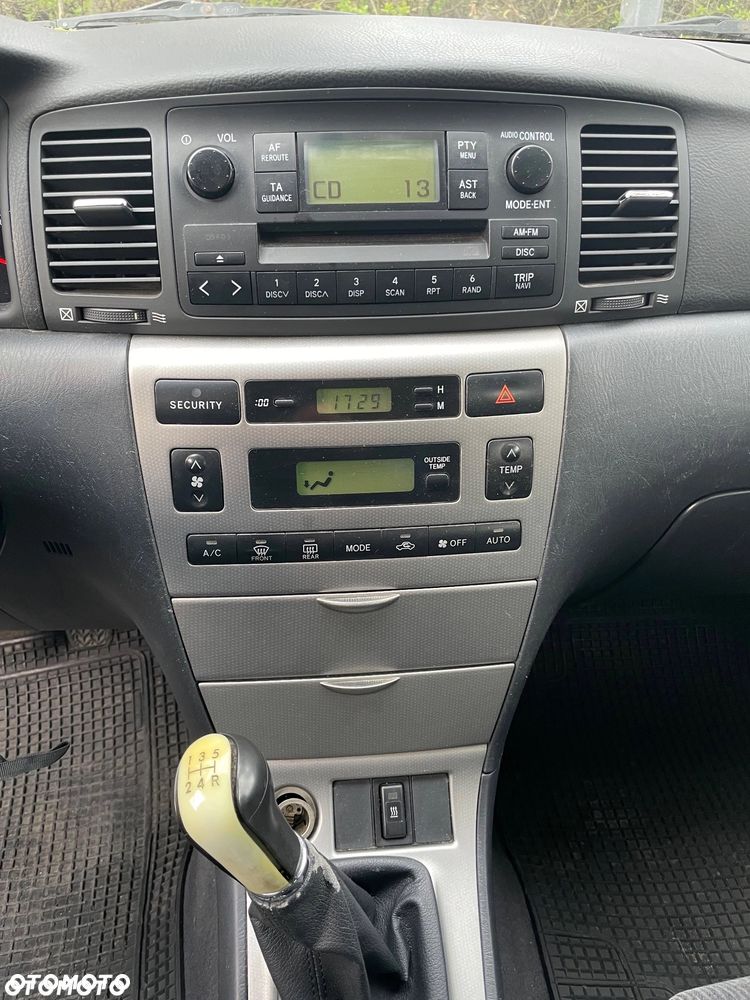Toyota Corolla 2.0 D-4D Sol - 5