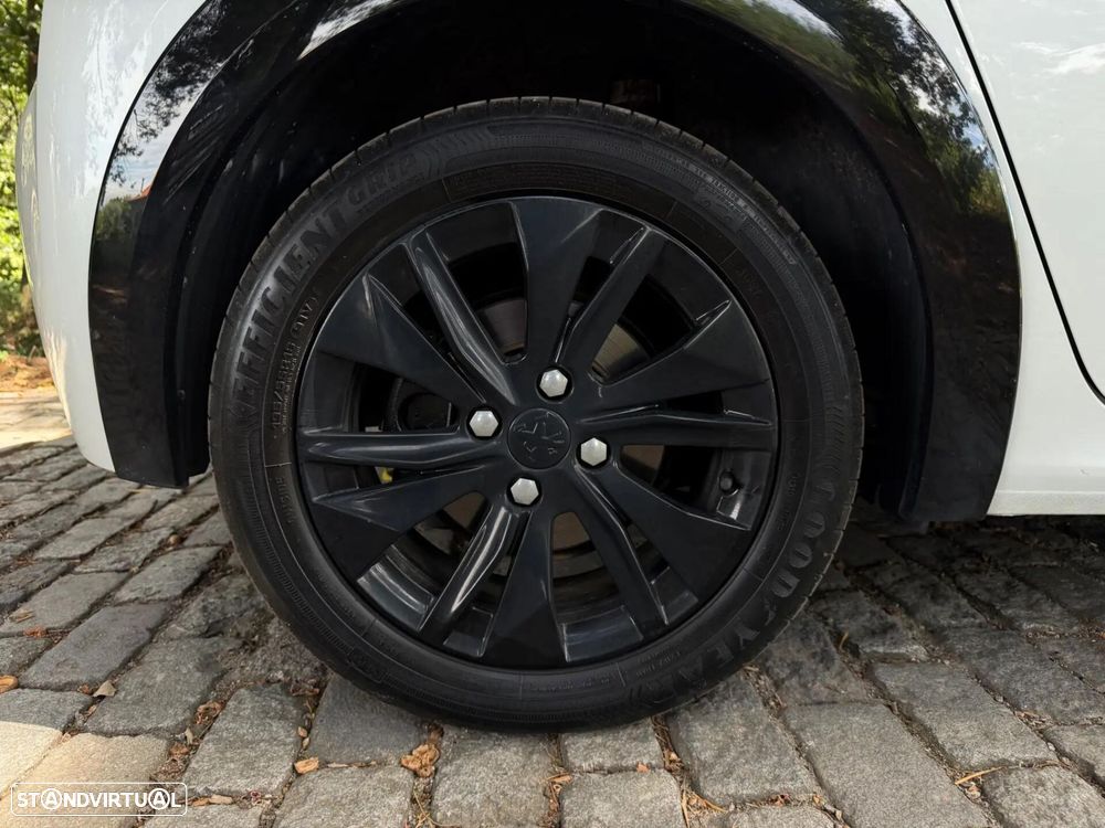 Peugeot e-208 50 kWh Allure Pack - 46