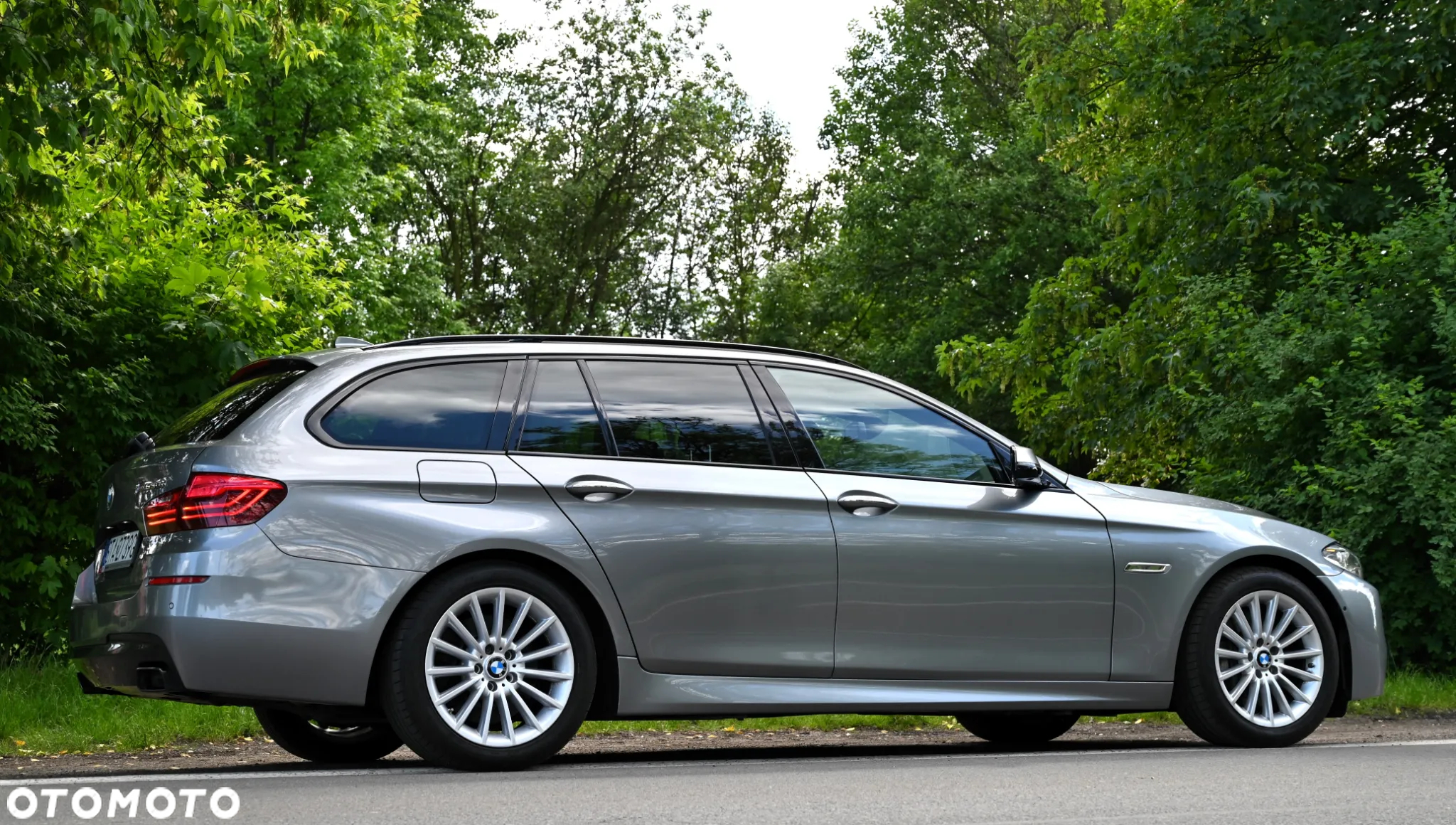 BMW Seria 5 M550d xDrive Touring Sport-Aut - 19