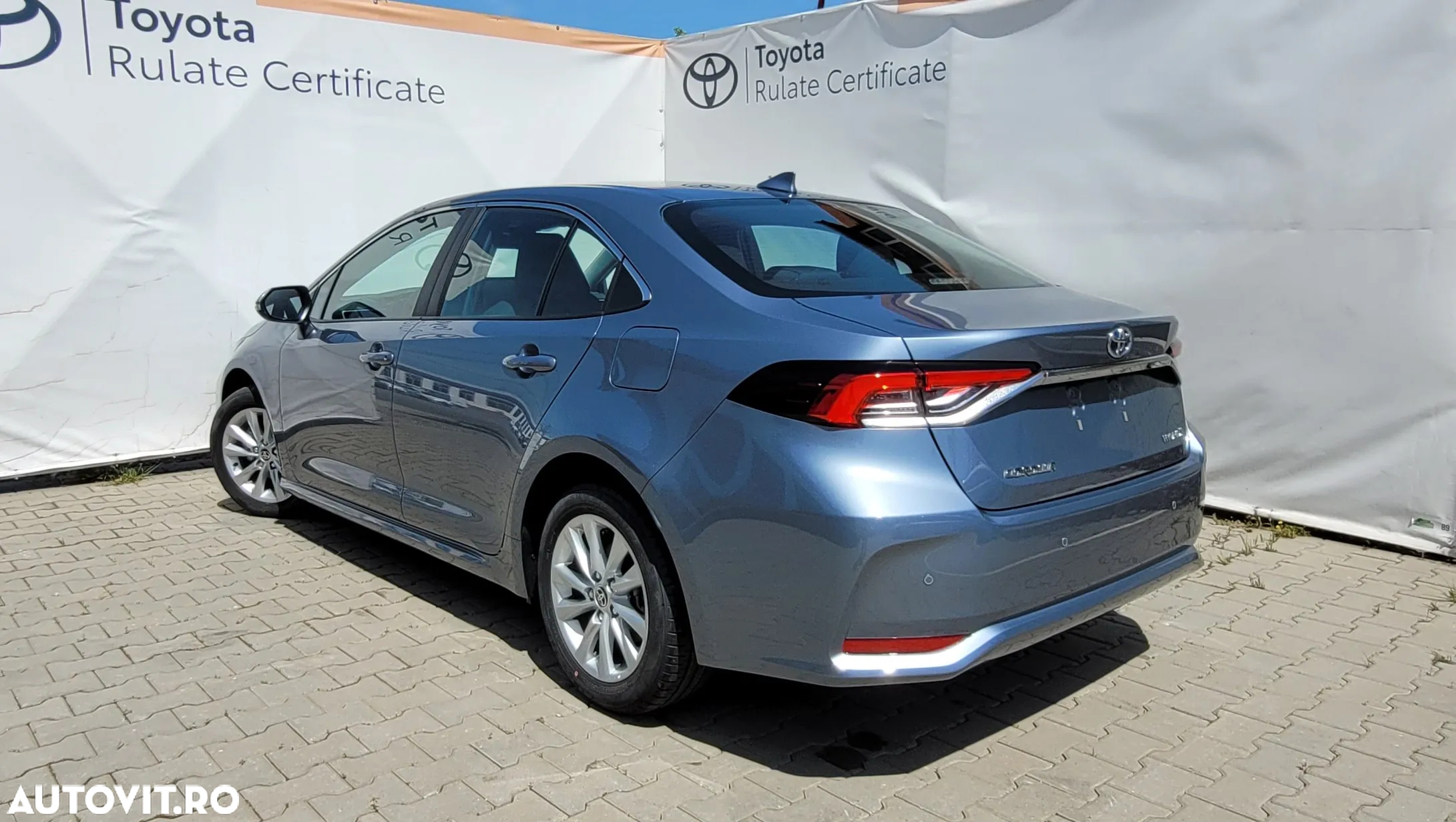 Toyota Corolla 1.8 HSD Business - 9