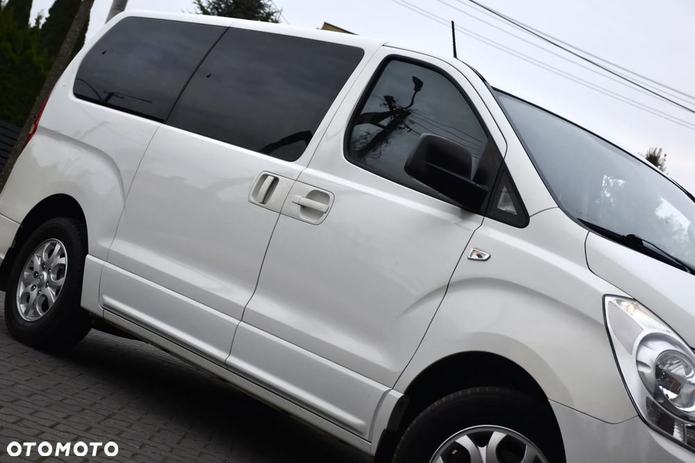 Hyundai H-1 2.5 CRDi Travel Comfort - 39