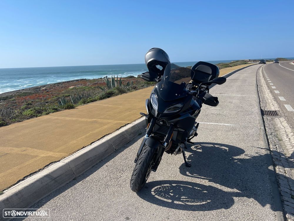 BMW F 900 XR Black edition - 5