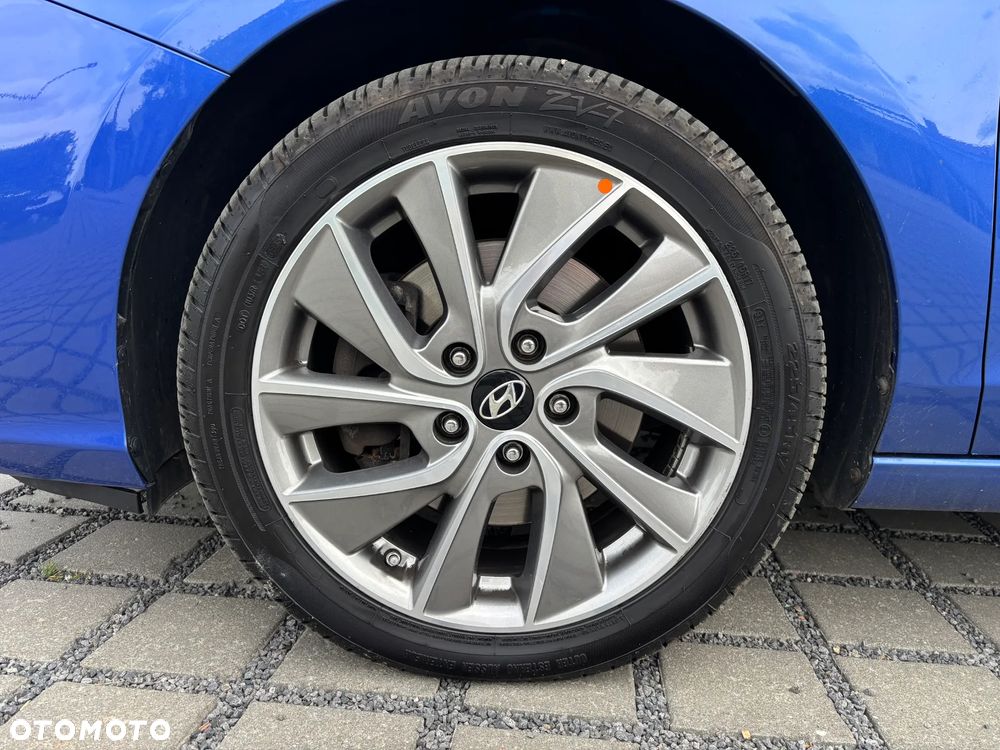 Hyundai i30 blue Kombi 1.6 CRDi Passion - 32