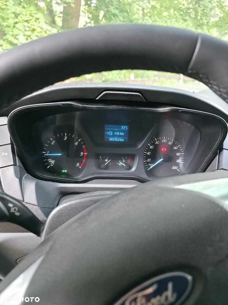 Ford Transit - 15