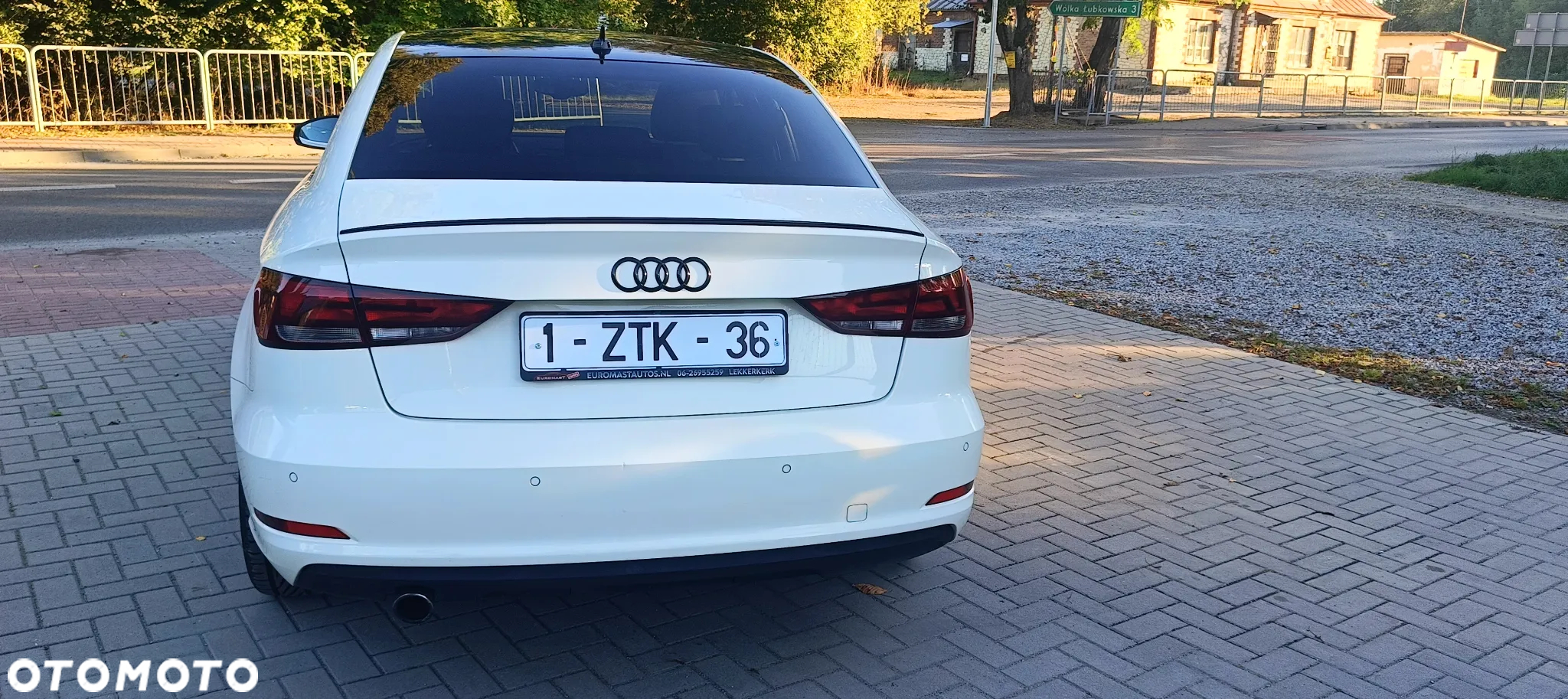 Audi A3 Limousine 1.6 TDI (clean diesel) Ambiente - 3