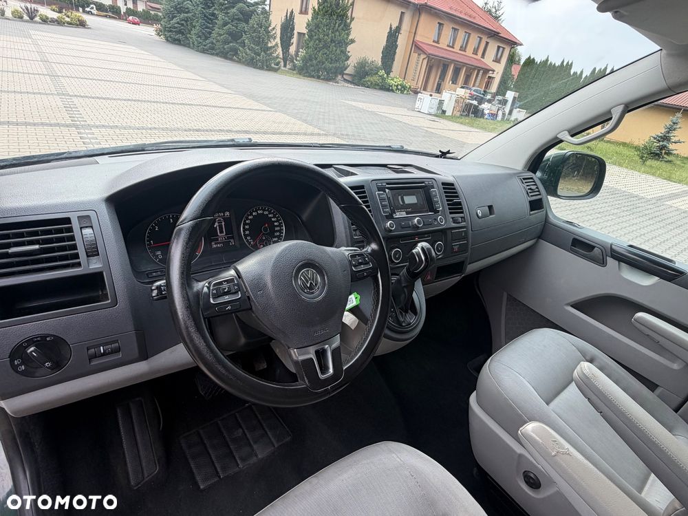 Volkswagen Transporter - 24