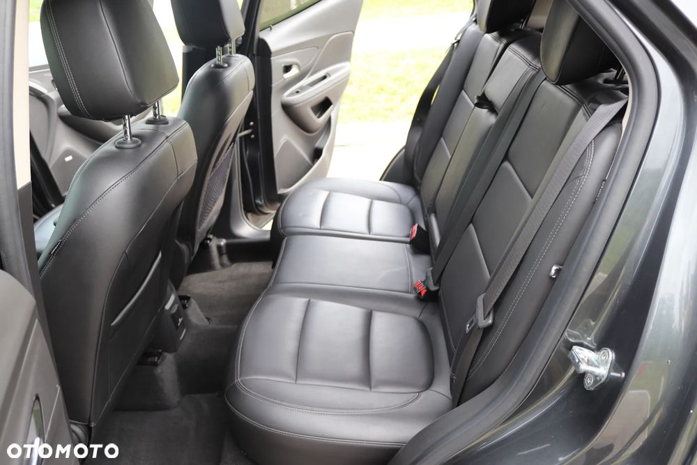Buick Encore - 8
