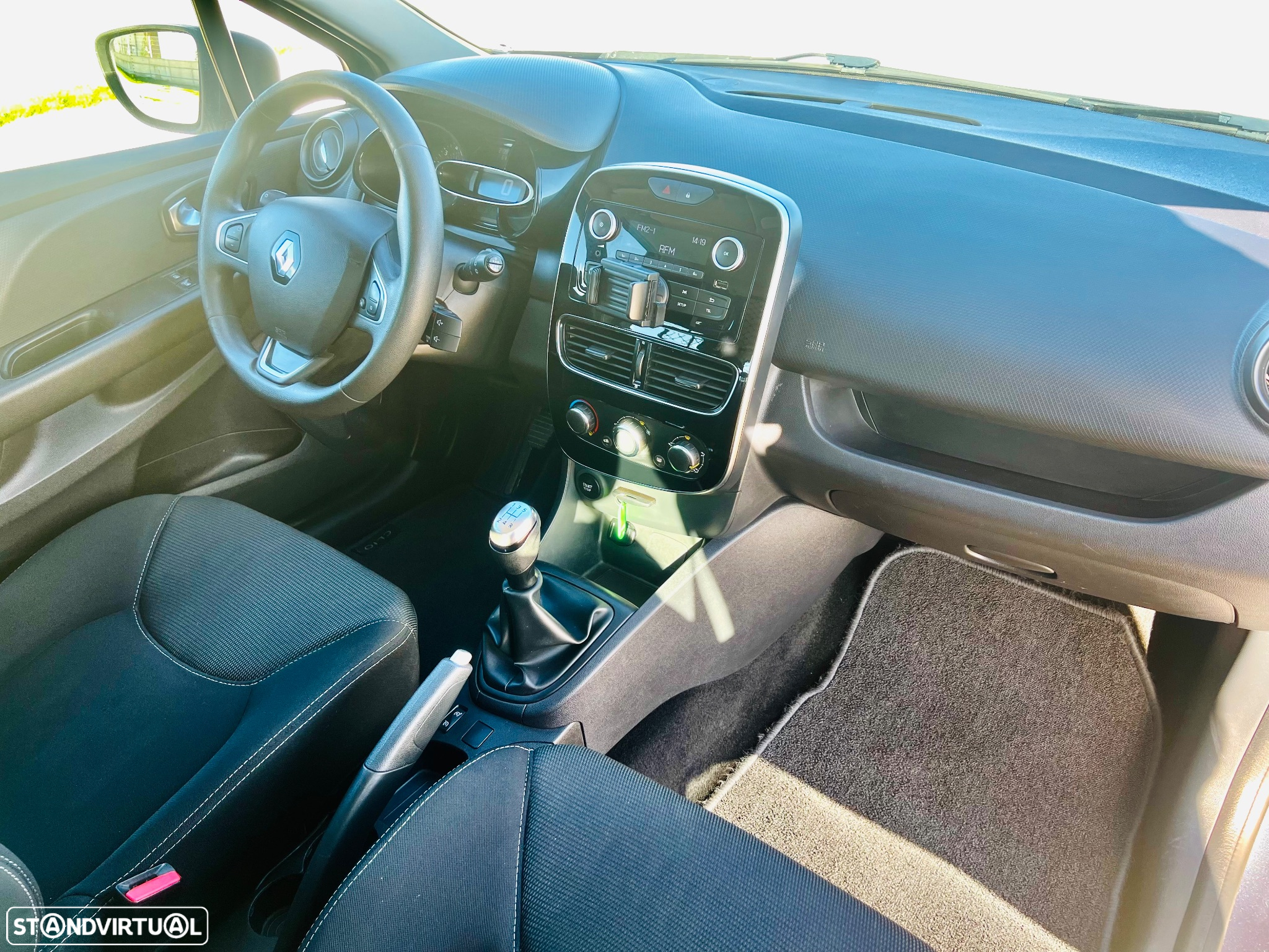 Renault CLIO IV 1.5DCI ZEN AC | IVA DEDUTÍVEL! | 1 DONO - 36