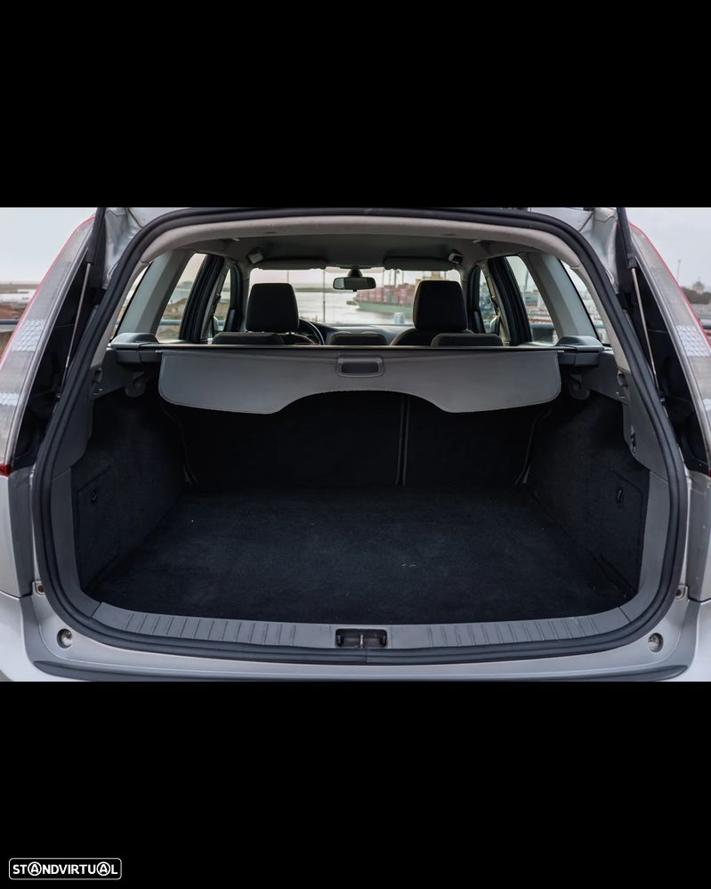 Ford Focus SW 1.6 TDCi Sport WRC - 14