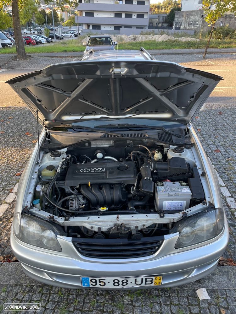 Toyota Avensis SW 1.6 Executive - 5