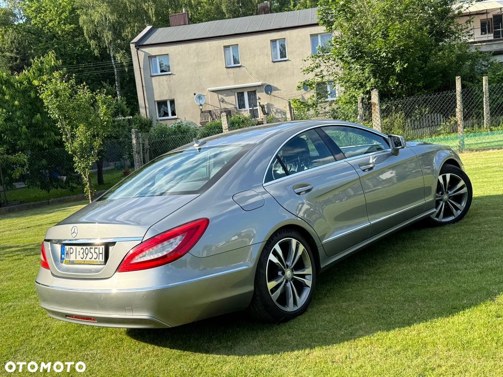 Mercedes-Benz CLS 350 CDI 4-Matic BlueEff - 3