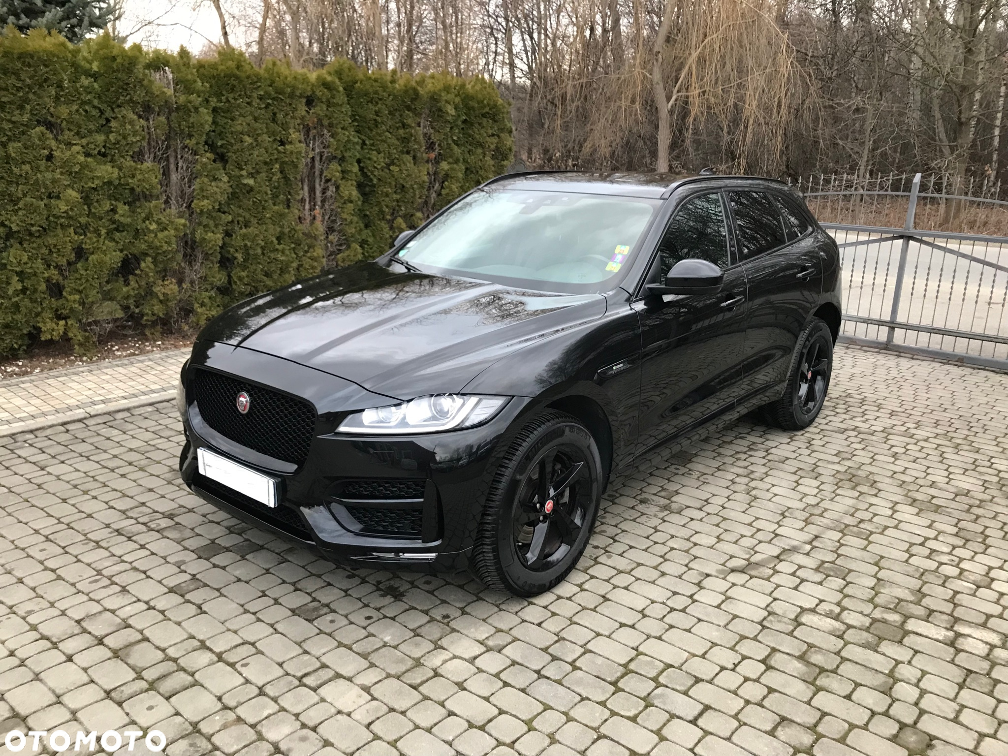 Jaguar F-Pace 3.0 TDV6 AWD R-Sport - 23
