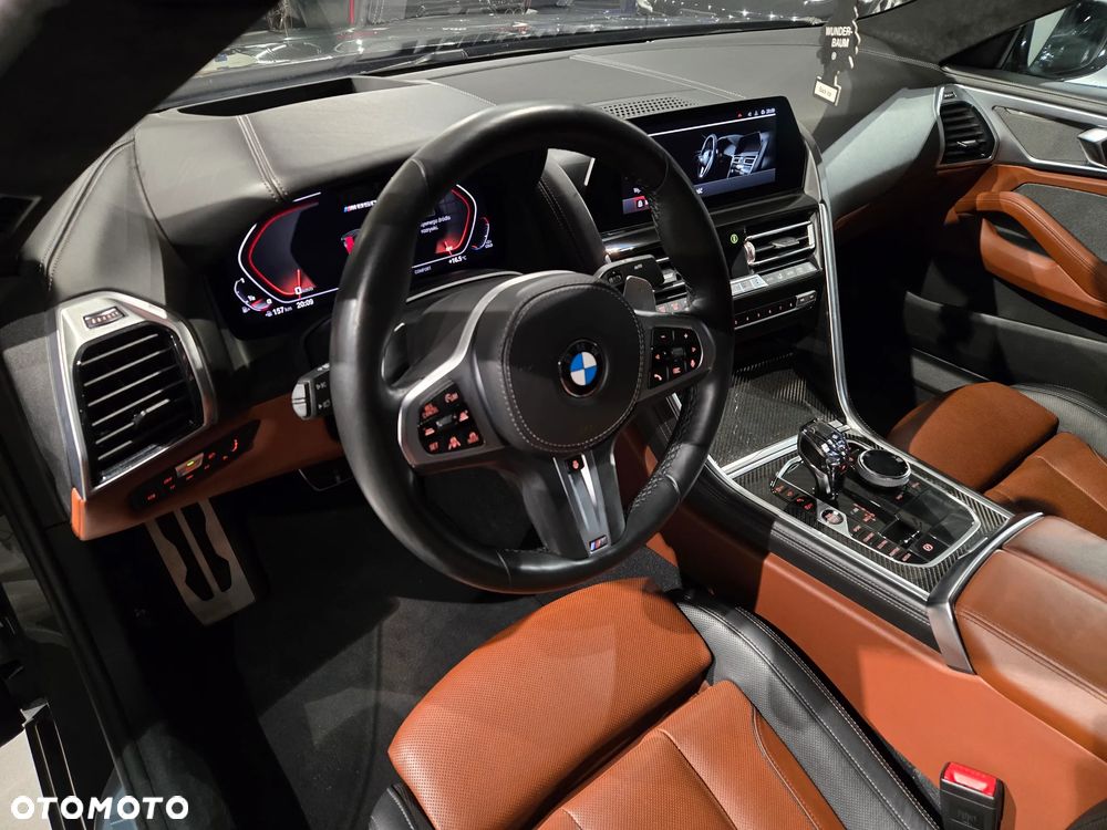 BMW Seria 8 - 21