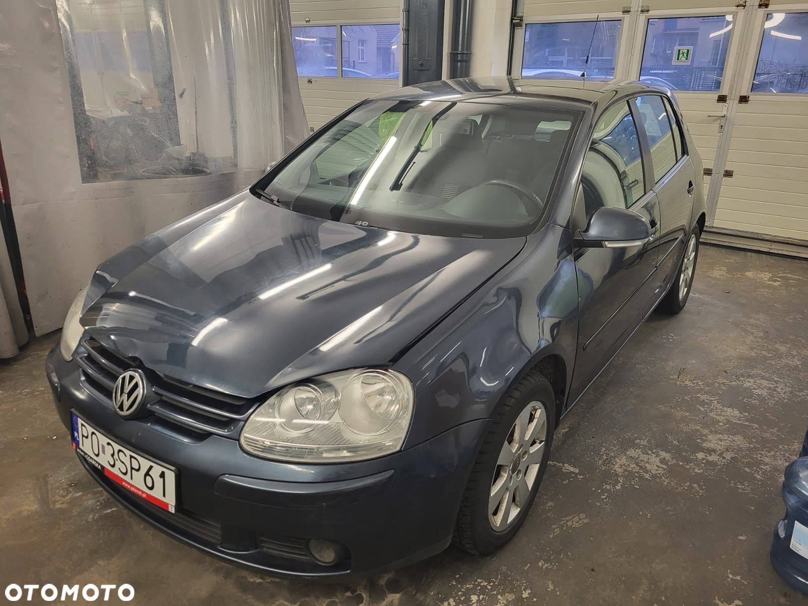 Volkswagen Golf V 1.9 TDI Comfortline - 1