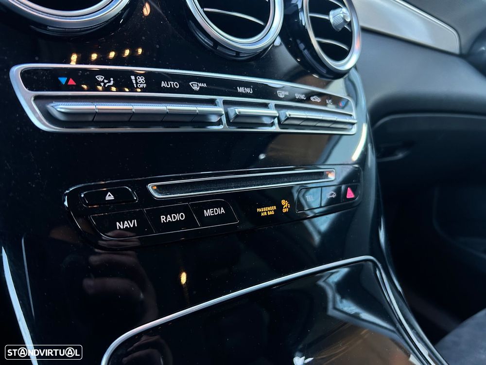 Mercedes-Benz GLC 250 d AMG Line 4-Matic - 29