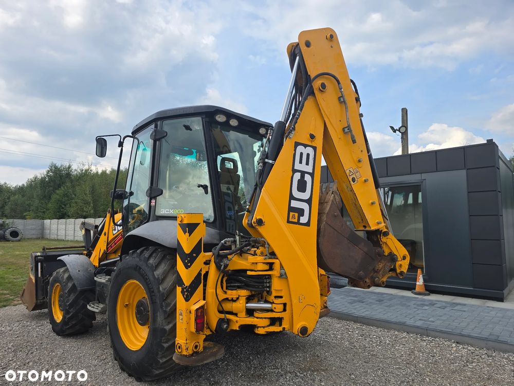 JCB - 6