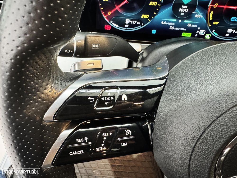 Mercedes-Benz E 300 de AMG Line 4Matic - 27