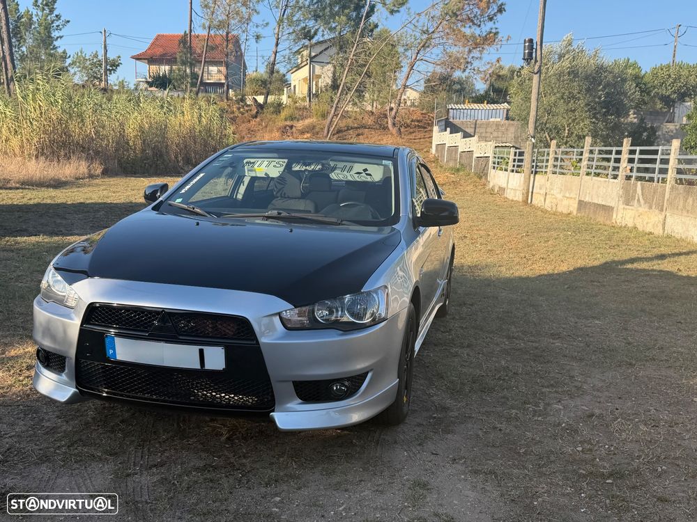 Mitsubishi Lancer - 2
