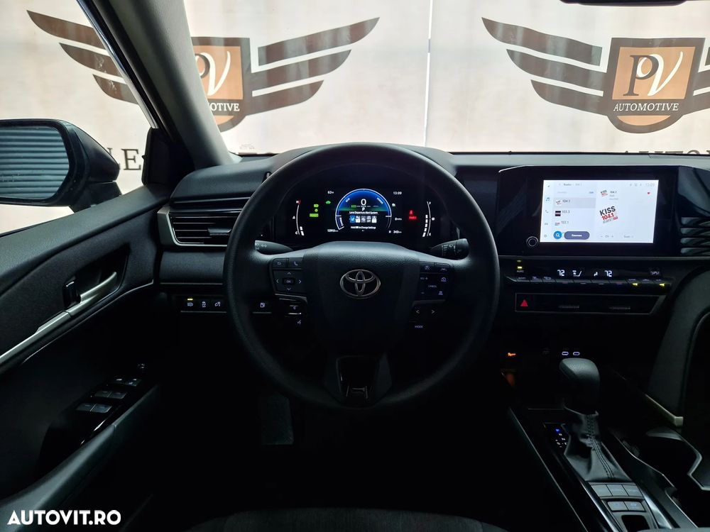 Toyota Camry 2.5 Hybrid Dynamic - 10