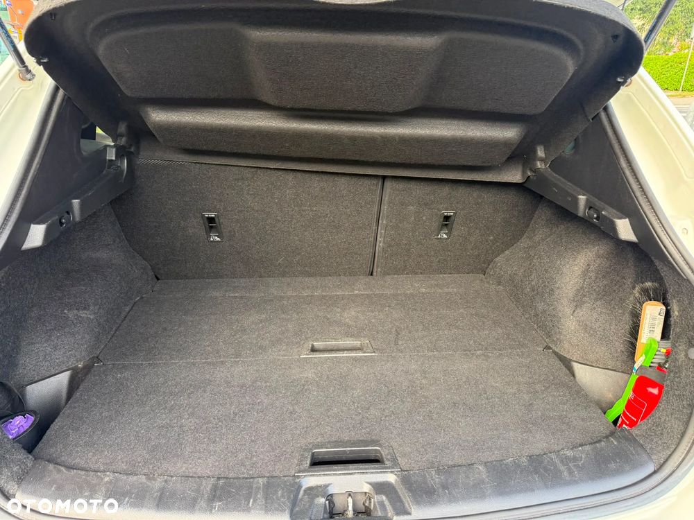 Nissan Qashqai 1.6 DCi Acenta EU6 - 11