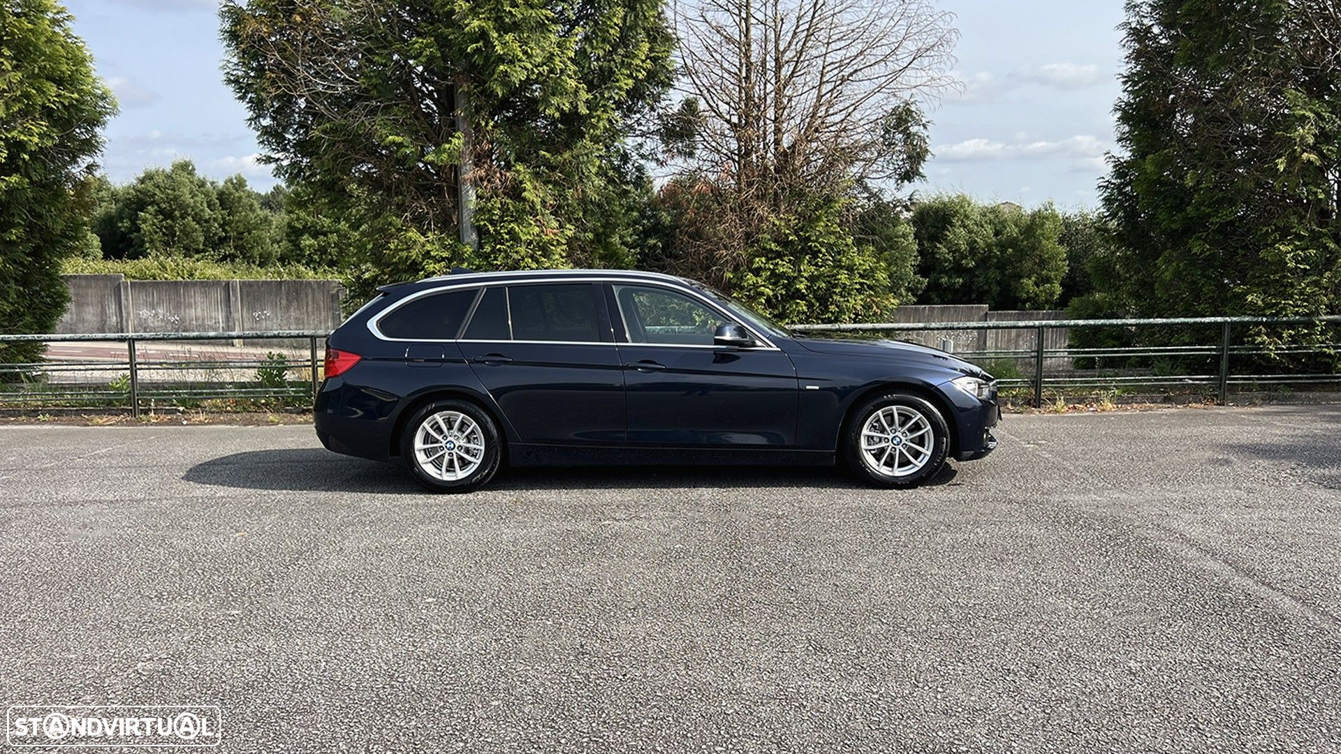 BMW 320 d Touring ED Line Luxury Auto - 8