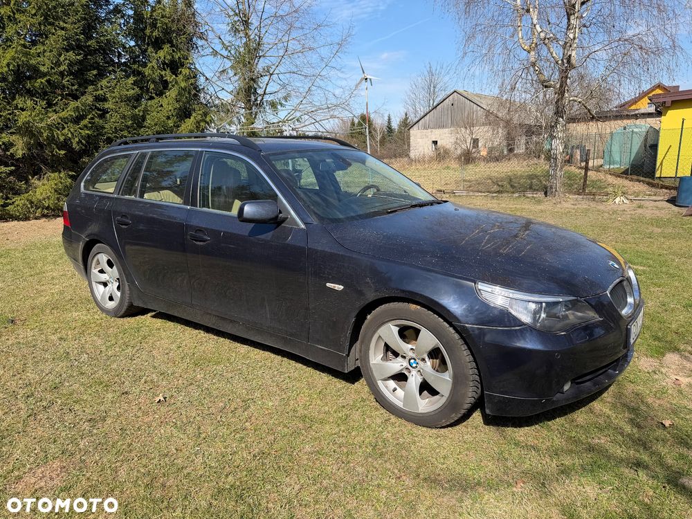 BMW Seria 5 520d - 29