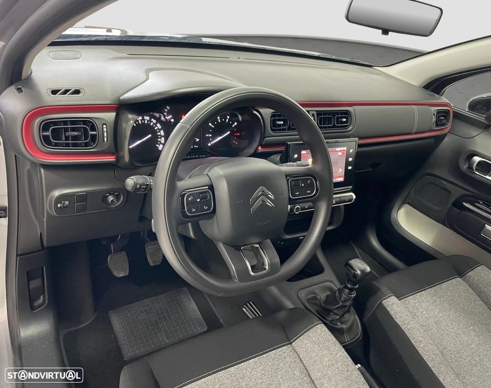 Citroën C3 1.2 PureTech Shine - 4