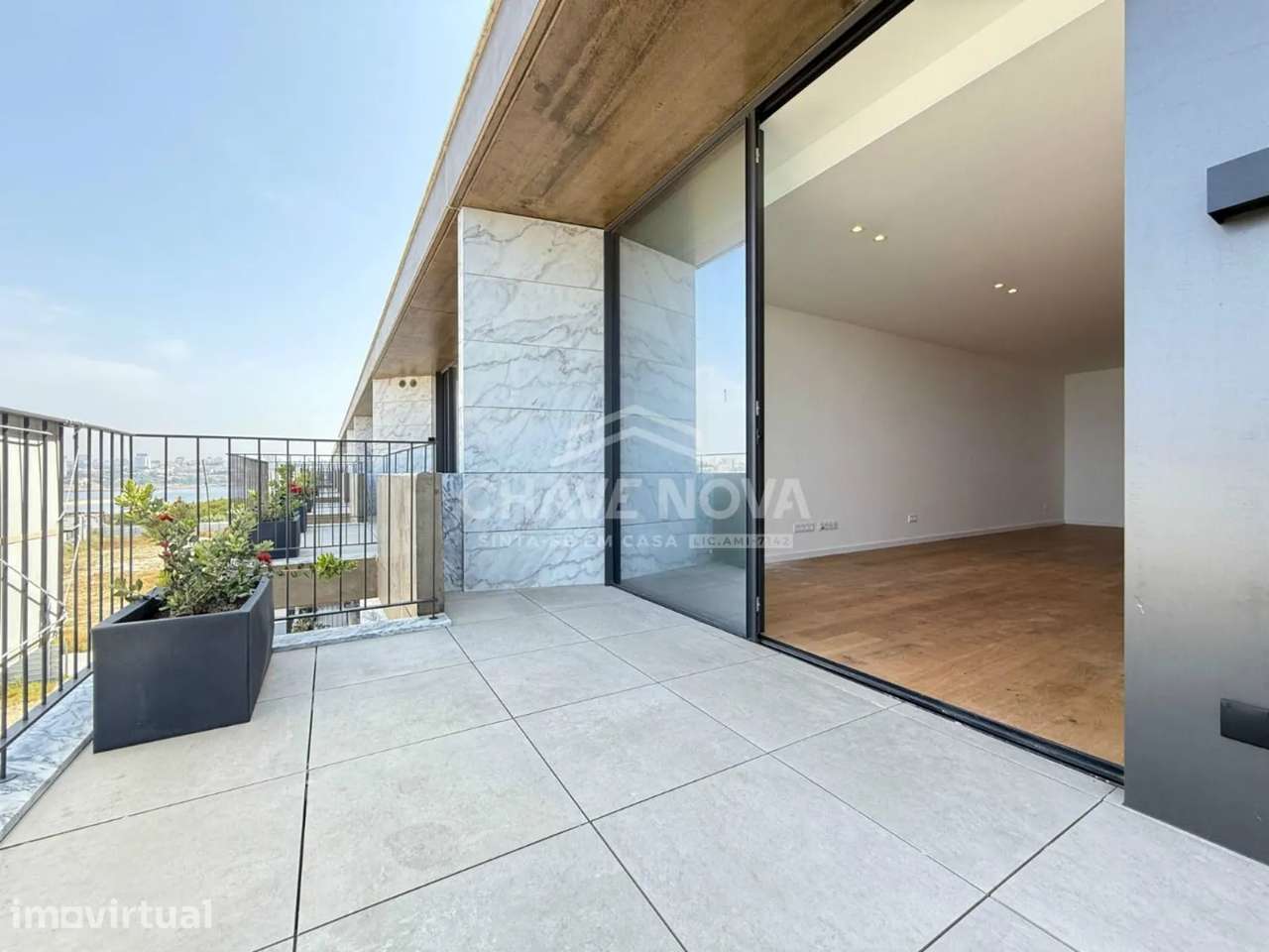 Apartamento T3 em Primeira Linha de Mar na Foz de Gaia - Grande imagem: 4/22