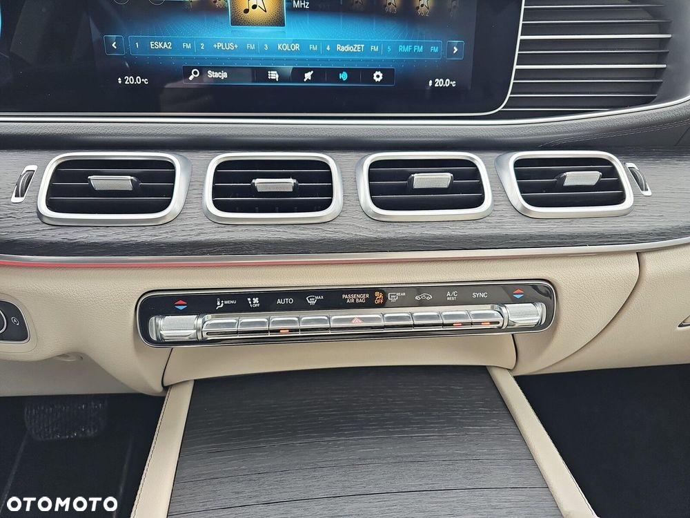 Mercedes-Benz GLE - 27