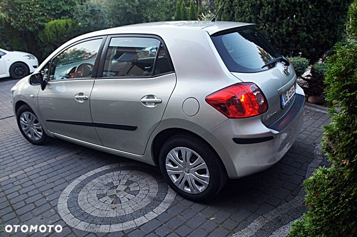Toyota Auris 1.6 VVT-i Multimode Sol - 11