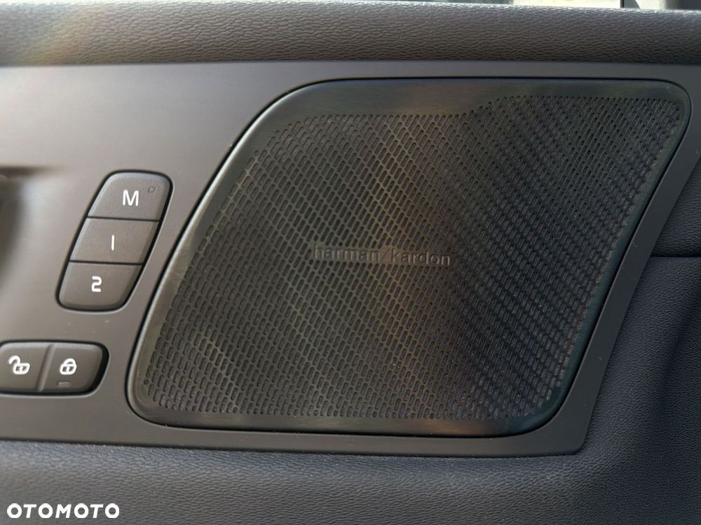 Volvo XC 60 - 33