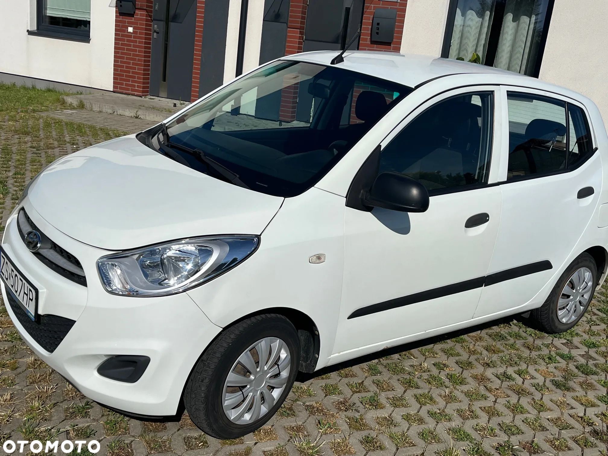 Hyundai i10 1.1 Base - 1