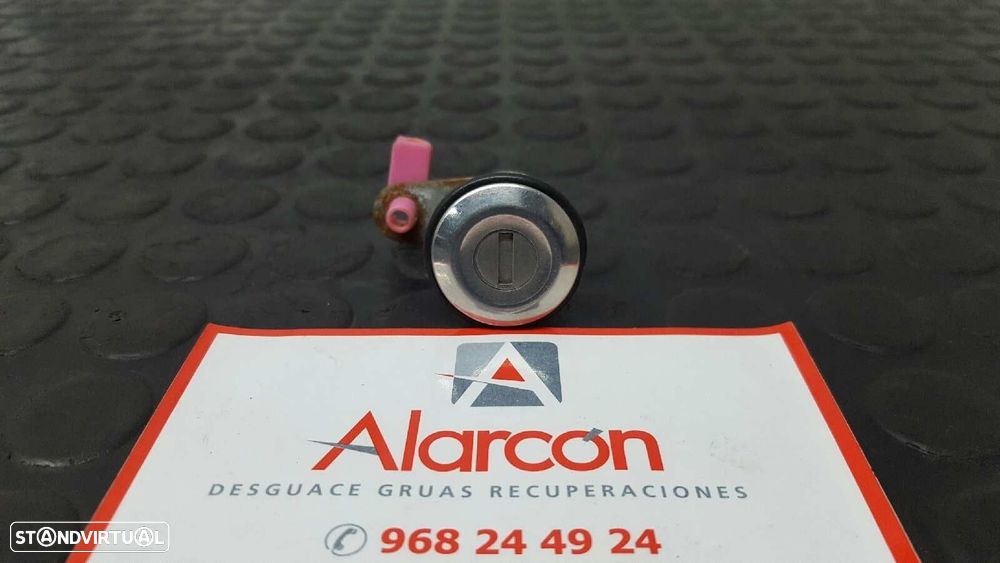 CANHÃO DA PORTA FRENTE ESQUERDA NISSAN ALMERA (N15) GX - 1