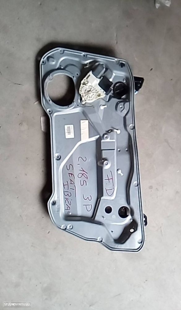 Elevador Elect Fte Dto Seat Ibiza Iii (6L1) - 1