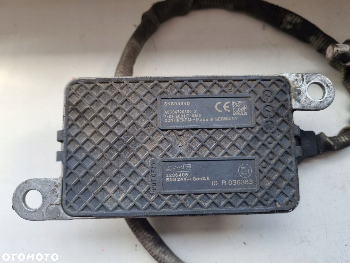 CZUJNIK SONDA SPALIN NOX DAF XF 106 , CF EURO 6 2236406 - 2