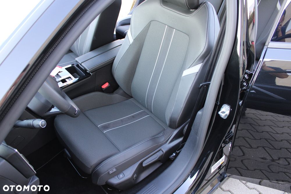 Opel Astra 1.2 Turbo Automatik GS - 25