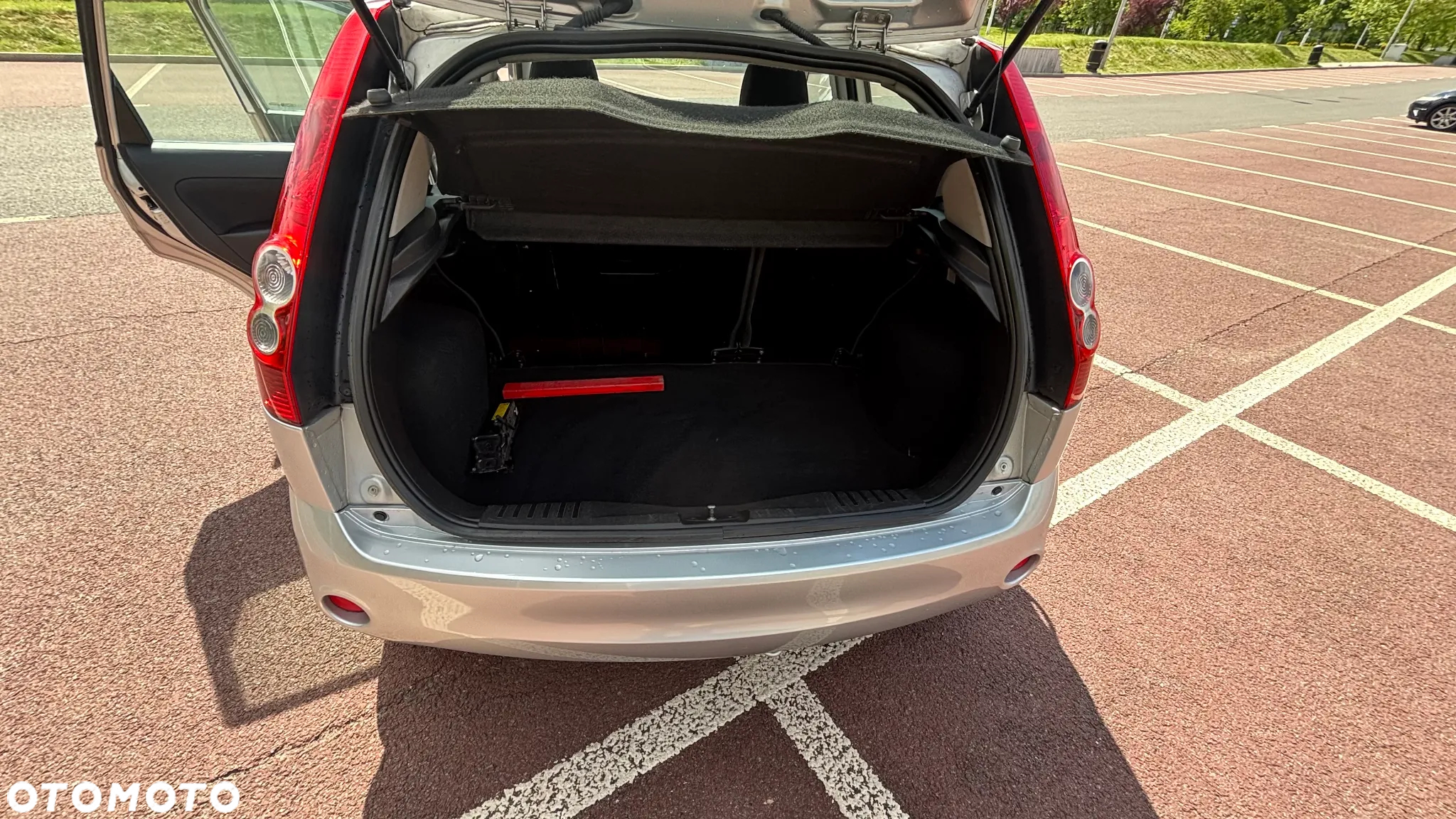 Ford Fiesta 1.3 Silver X - 24