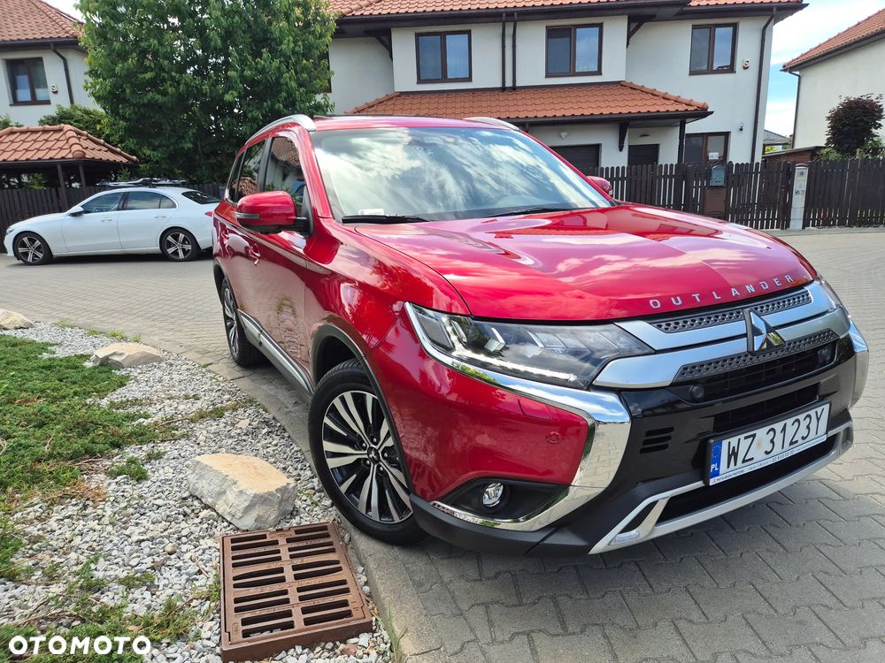 Mitsubishi Outlander 2.0 Instyle Navi 4WD CVT - 22