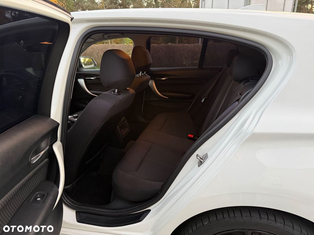 BMW Seria 1 116d DPF Edition Sport - 13