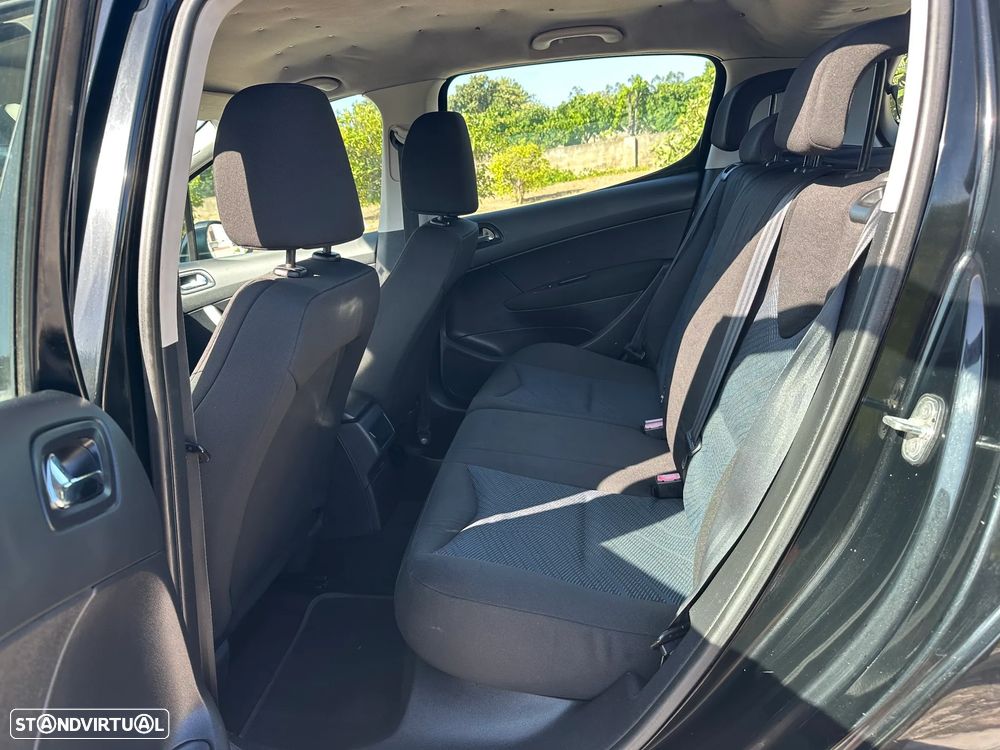 Peugeot 308 1.6 HDi Active - 26