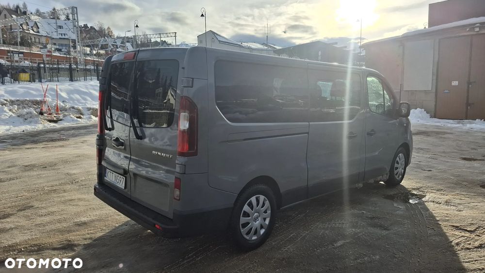 Renault Trafic Grand 1.6 dCi - 4