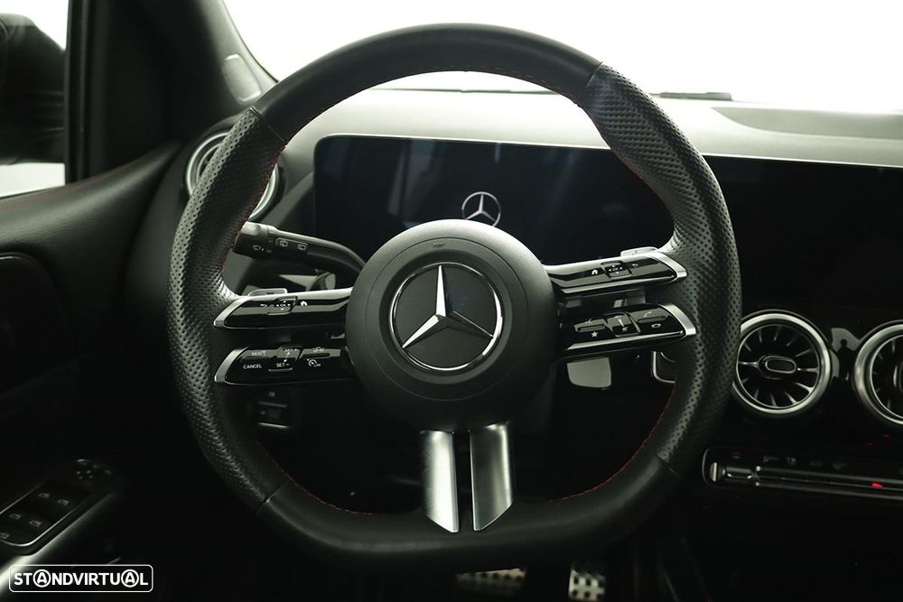 Mercedes-Benz B 250 e AMG Line - 13