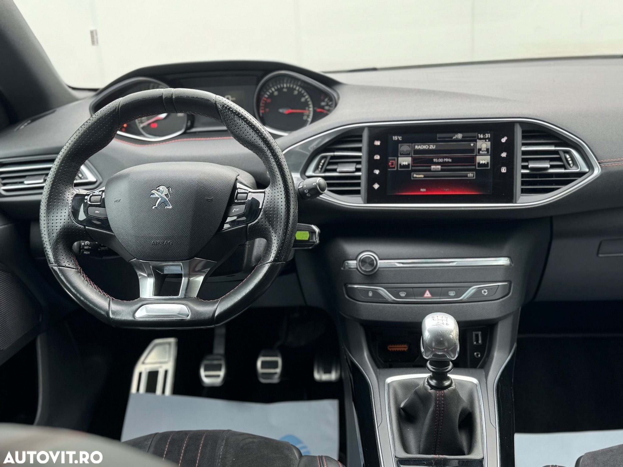 Peugeot 308 PureTech 130 GPF Stop & Start GT Pack - 7