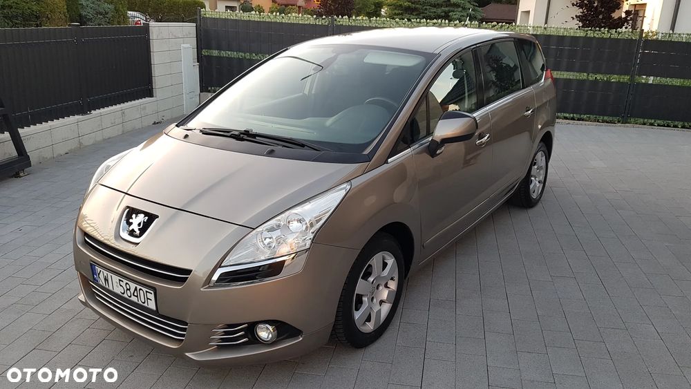 Peugeot 5008 HDI 115 Allure - 36